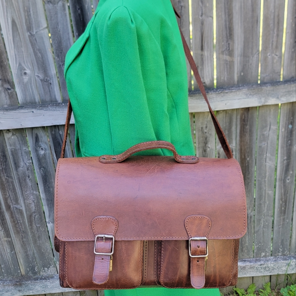 Vintage Briefcase Messanger / Professor Bag Brown Honing Leather With Pockets